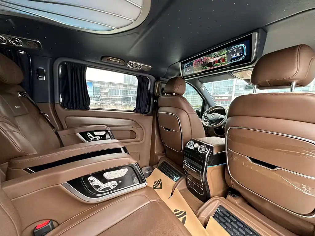 Mercedes-Benz Vito 2022 — фото 11