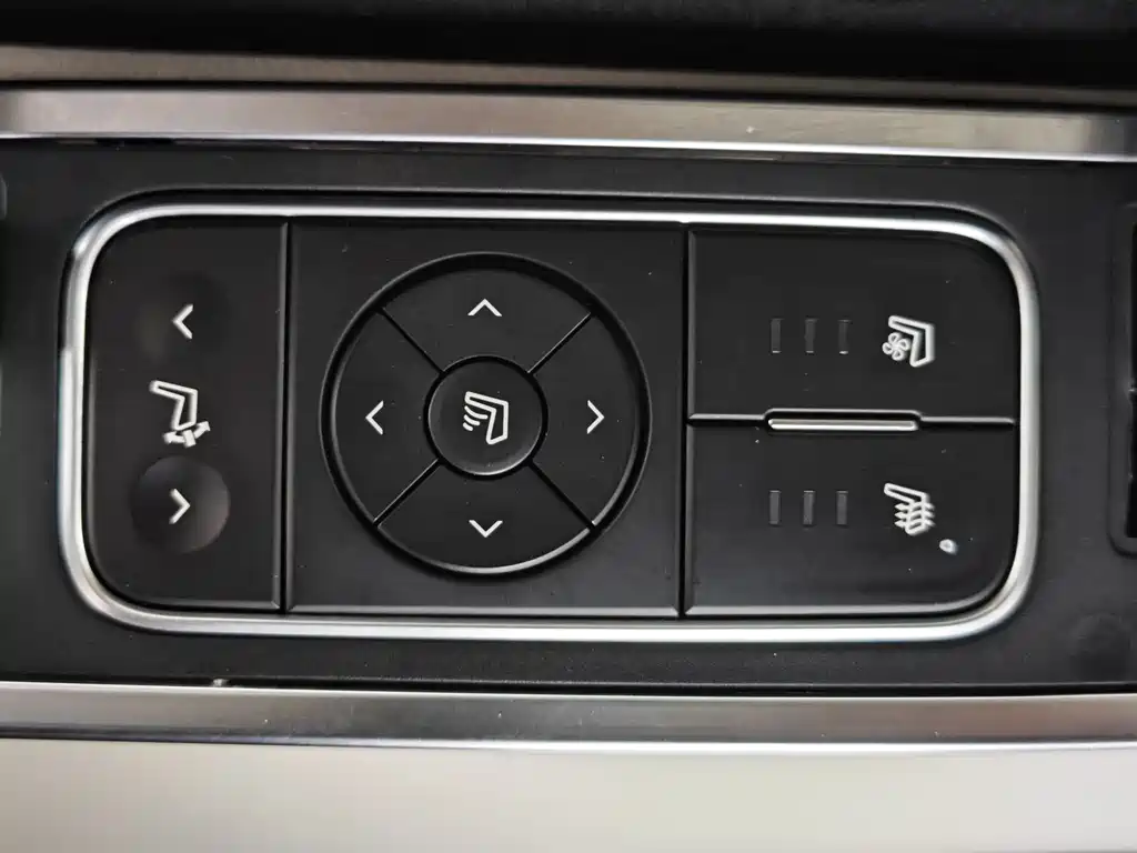 GAC Motor Trumpchi M8 2019 — фото 20