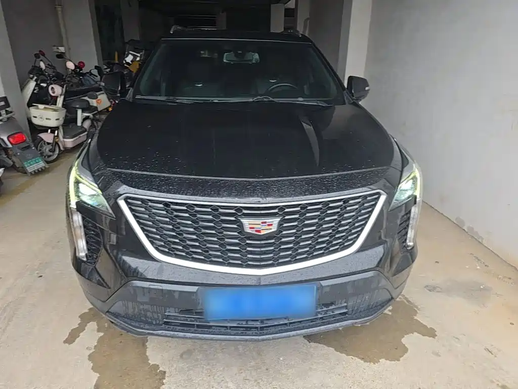 Cadillac XT4 2020 — фото 3
