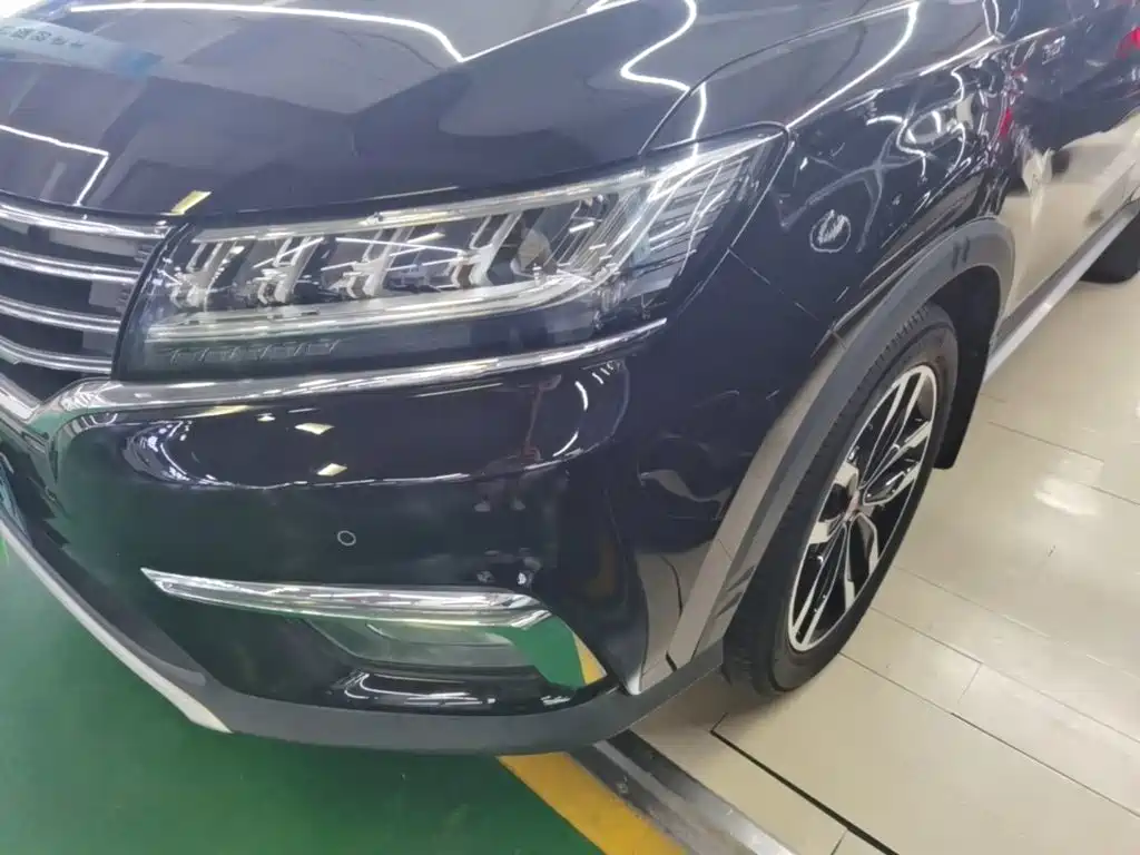Roewe RX5 2016 — фото 24