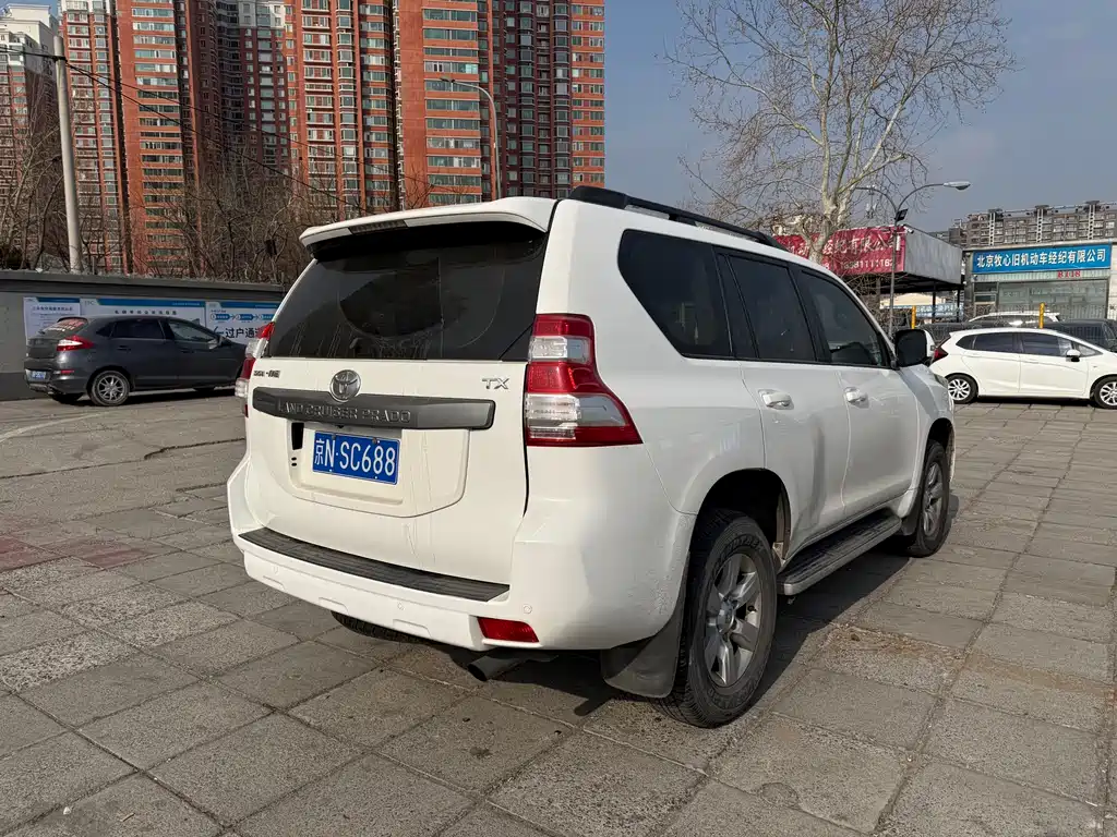 Toyota Prado 2016 — фото 14