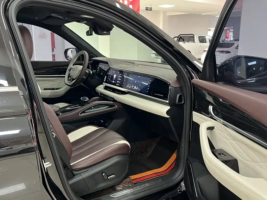 Geely Xingyue L 2022 — фото 10