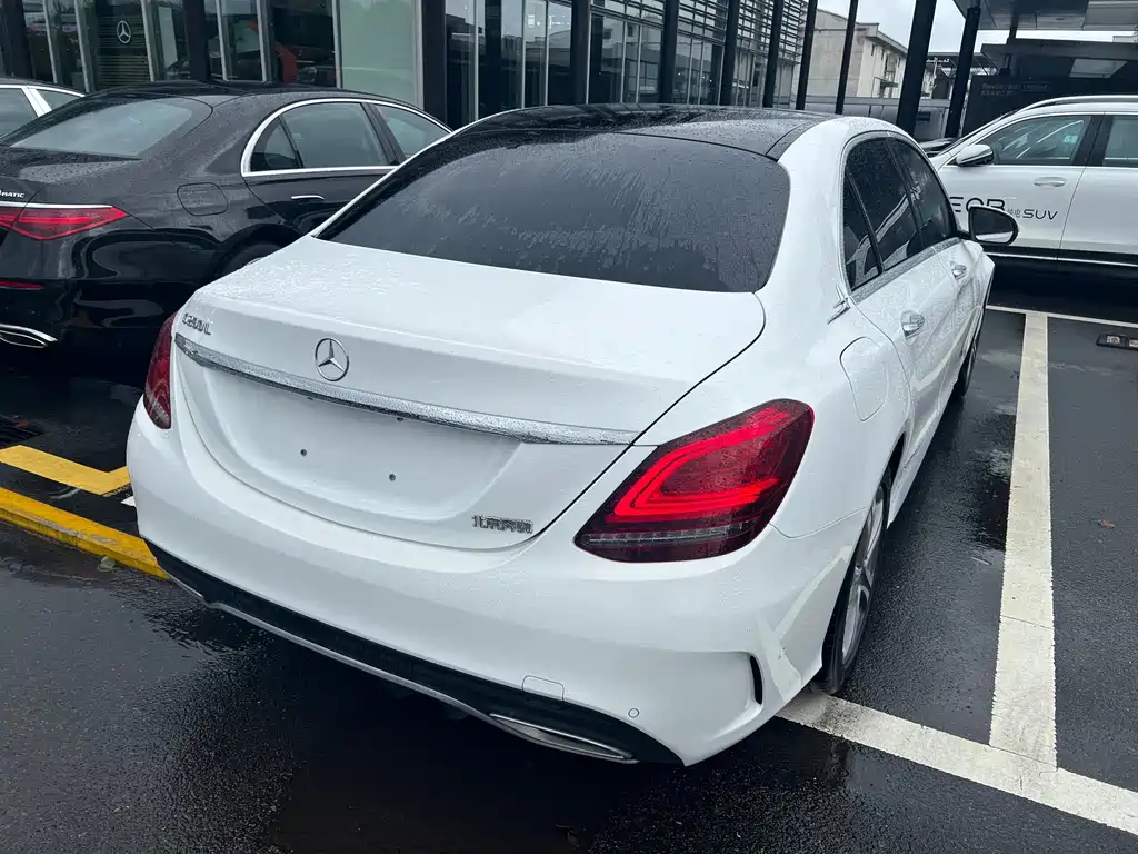 Mercedes-Benz C-Class 2020