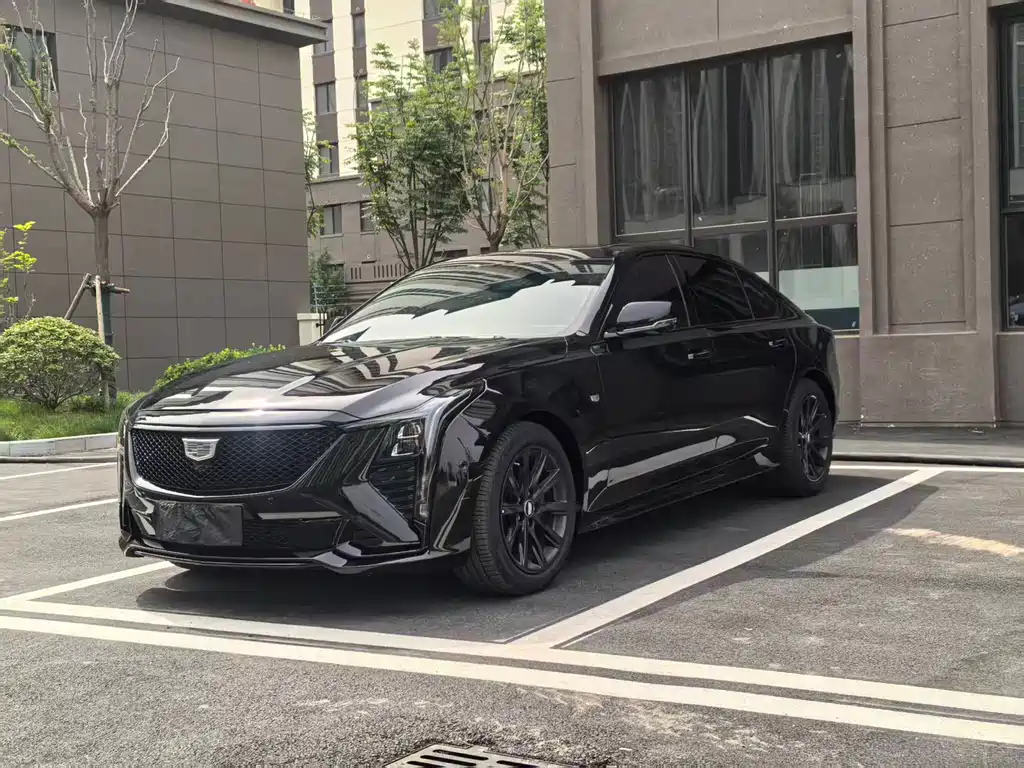 Cadillac CT5 2025 — фото 1