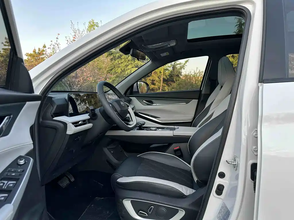 Changan CS75 PLUS 2023 — фото 4