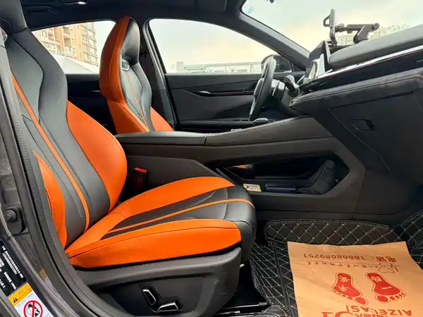 Changan UNI-V 2024