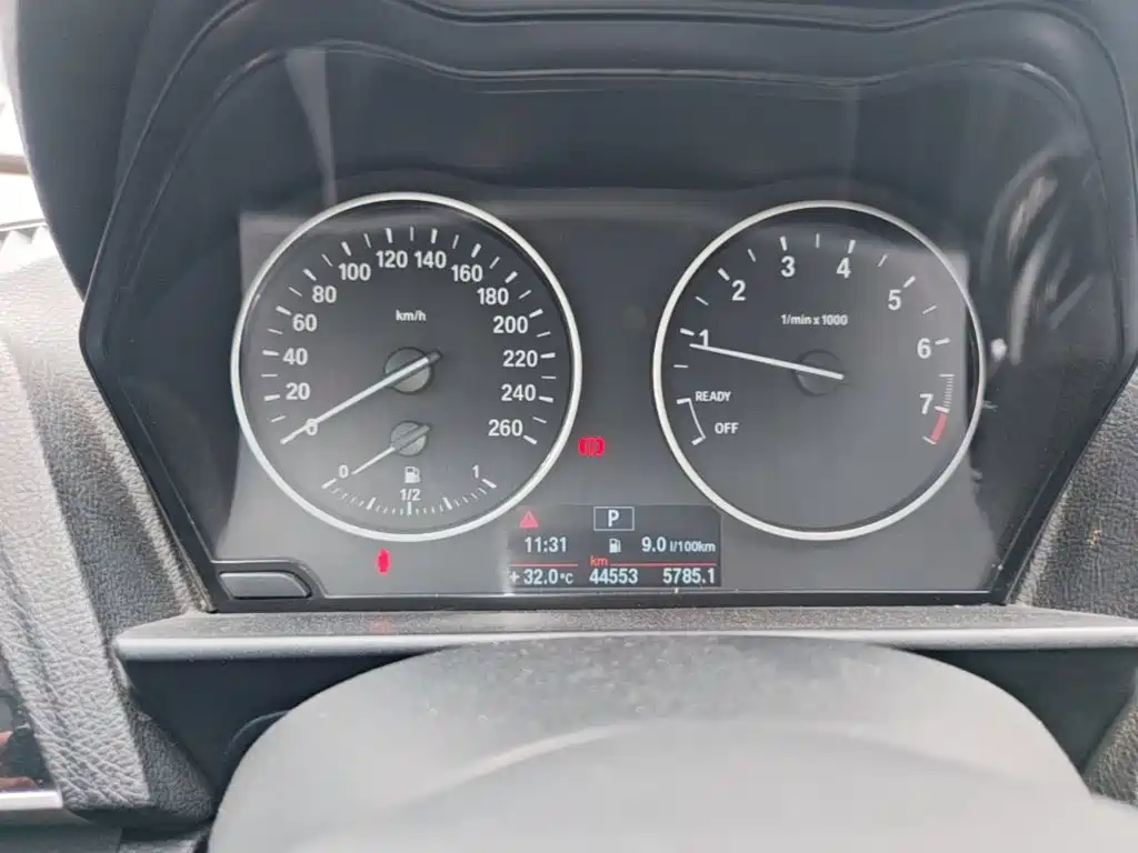 BMW 1 Series 2014 — фото 12