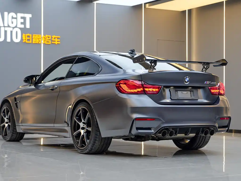 BMW M4 2024 — фото 5
