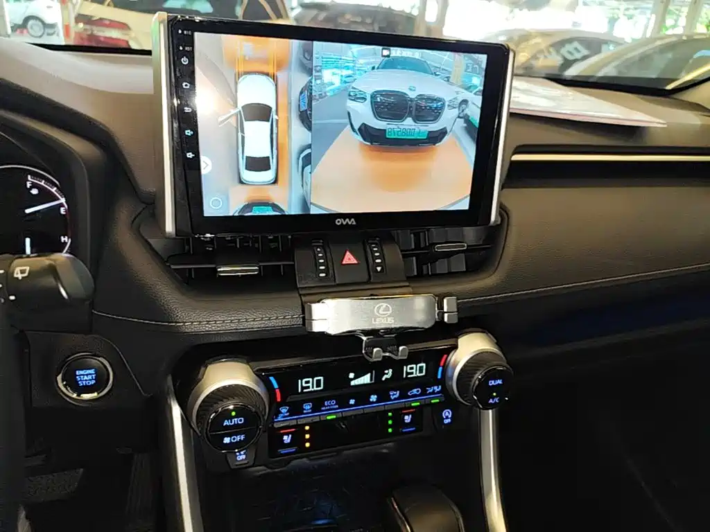 Toyota Wildlander 2020 — фото 13