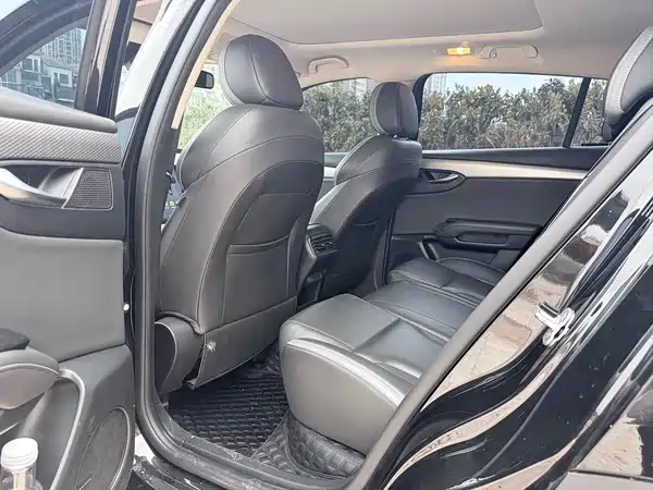 Qoros 7 2021