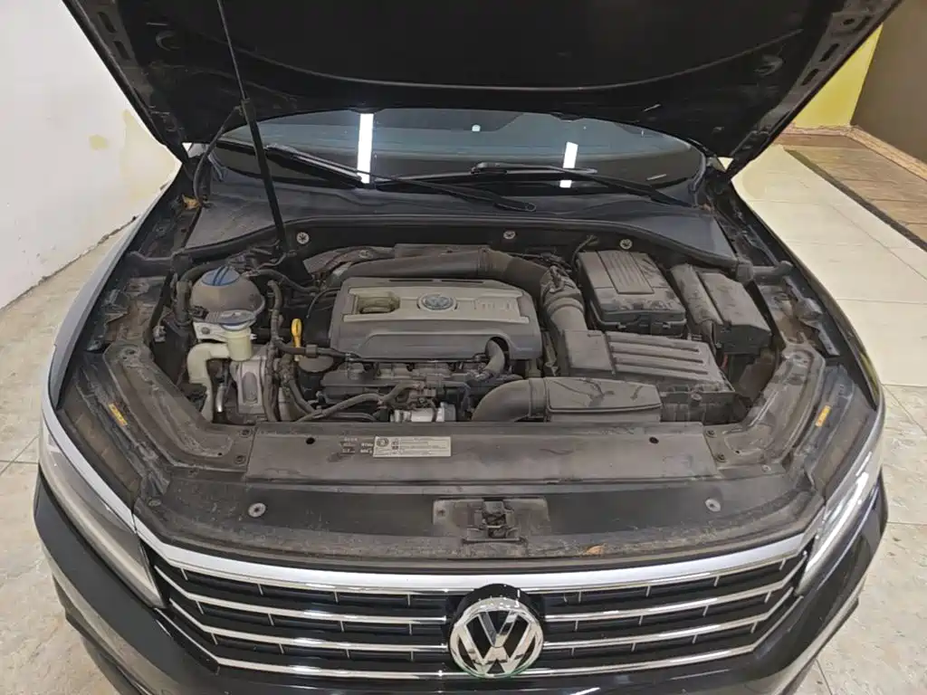 Volkswagen Passat 2018 — фото 20
