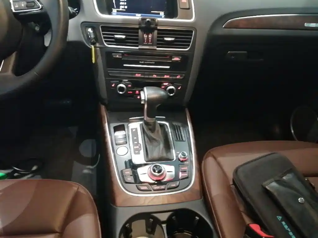 Audi Q5 2017 — фото 14