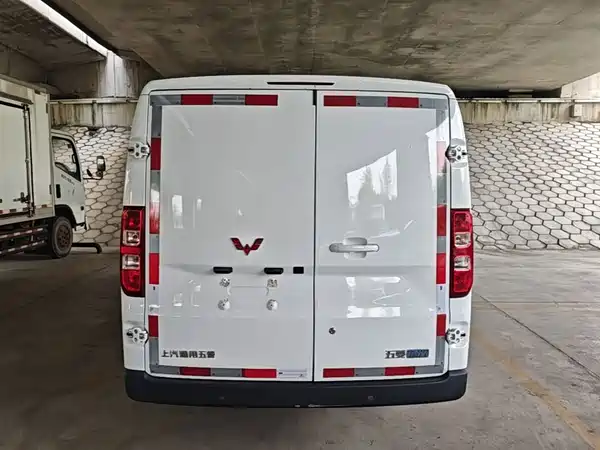 Wuling Yangguang 2024