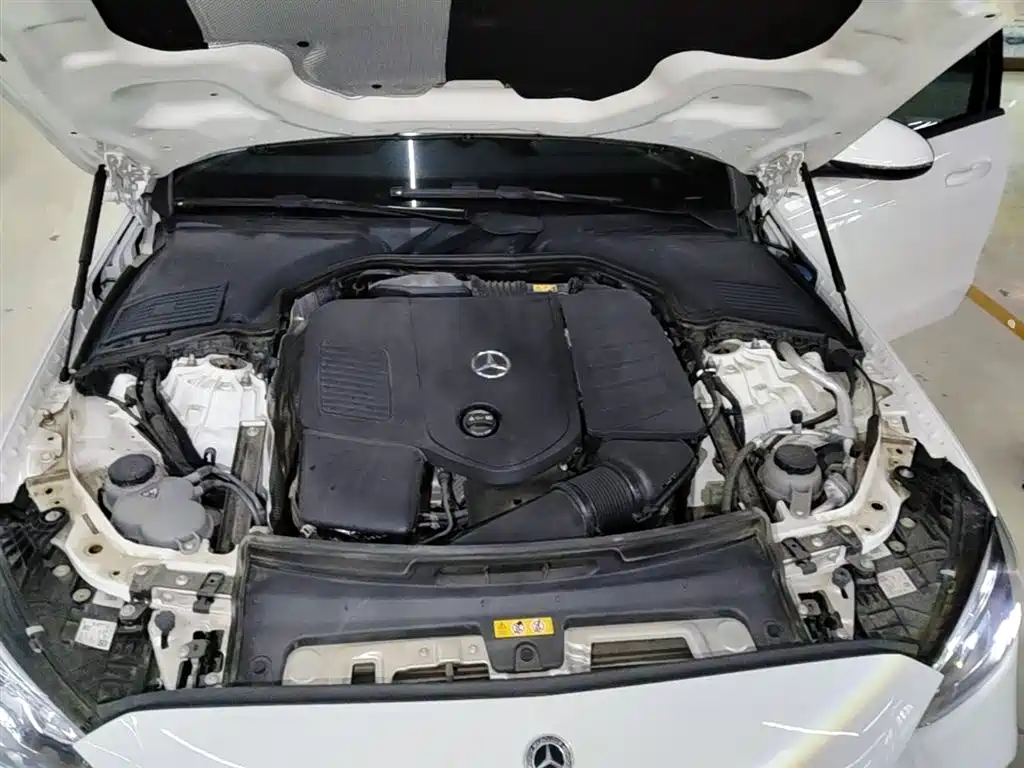 Mercedes-Benz C-Class 2022 — фото 20