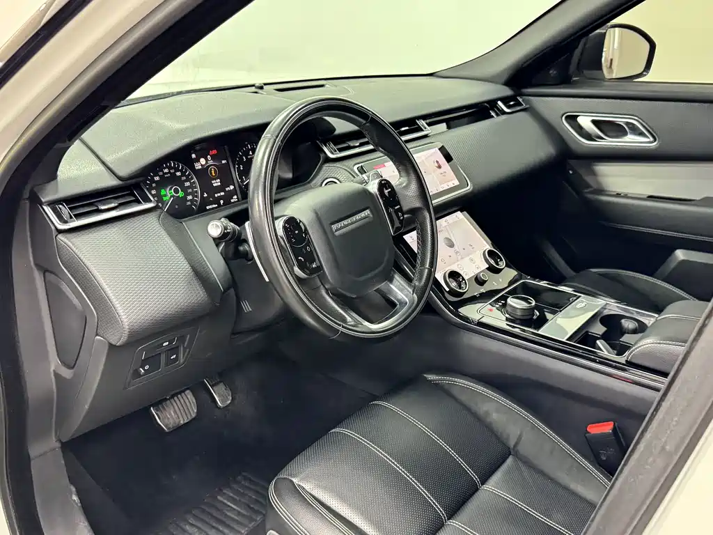 Land Rover Range Rover Velar 2020 — фото 11