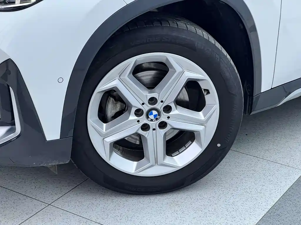 BMW X1 2024 — фото 6