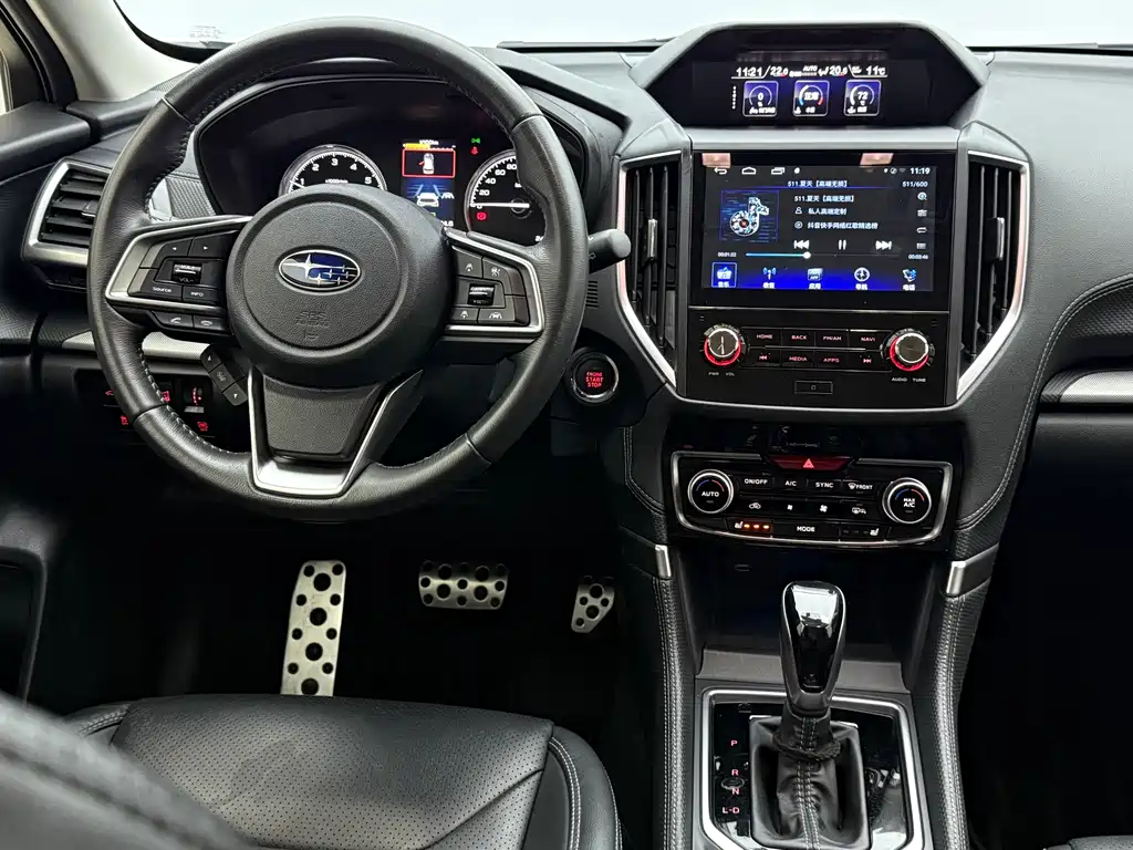Subaru Forester 2021 — фото 13