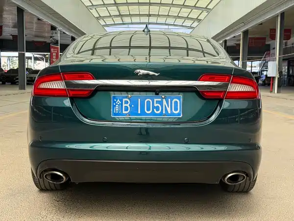 Jaguar XF 2013
