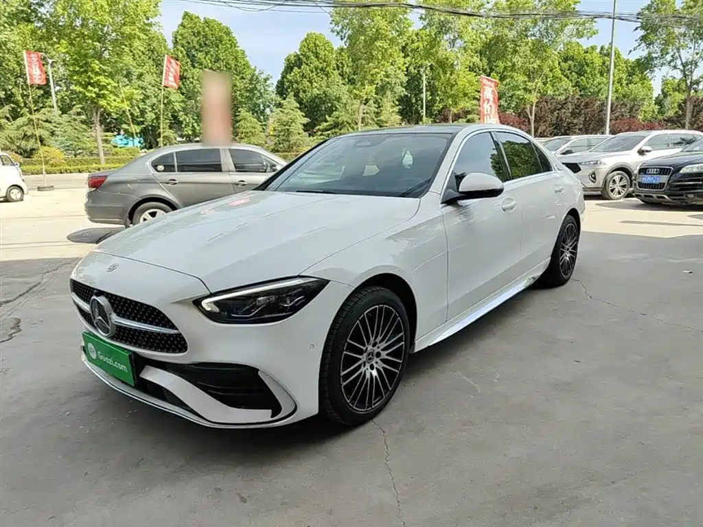 Mercedes-Benz C-Class 2023 — фото 1