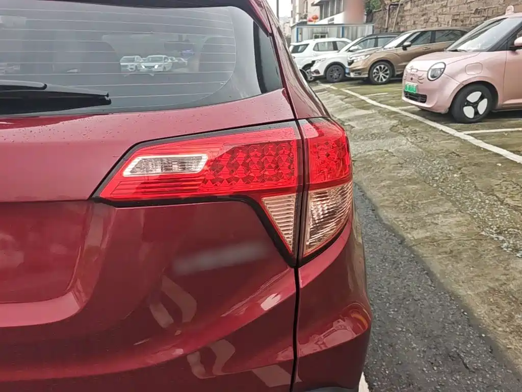 Honda Vezel 2018 — фото 8