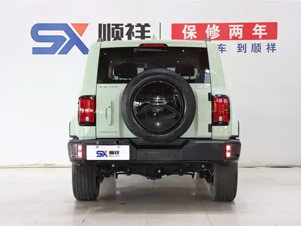 Tank 300 2021