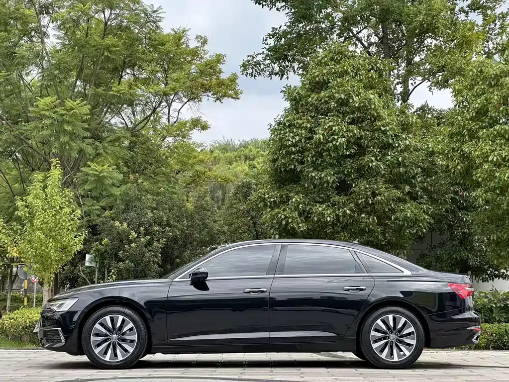 Audi A6L 2020 — фото 10