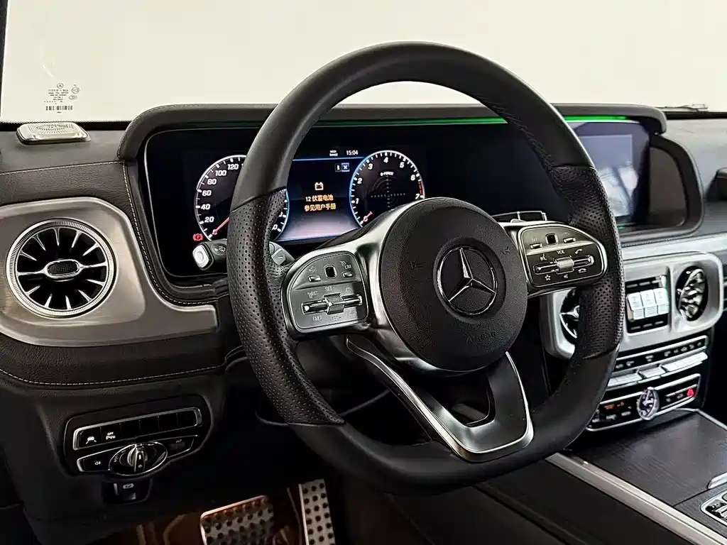 Mercedes-Benz G-Class 2024