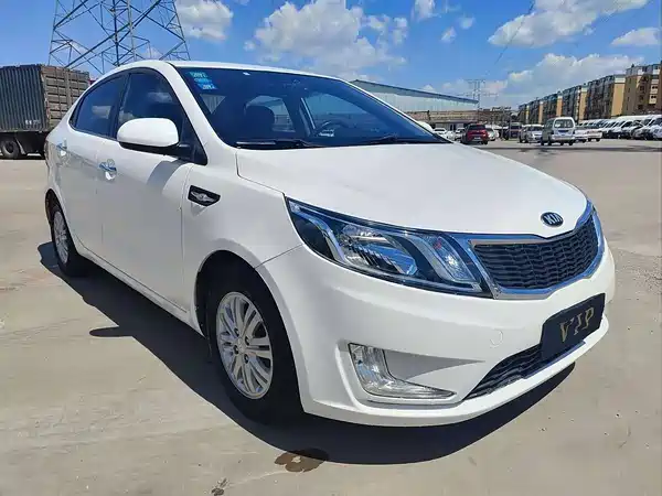 Kia K2 2015