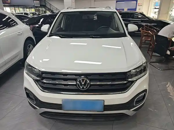 Volkswagen Tacqua 2020