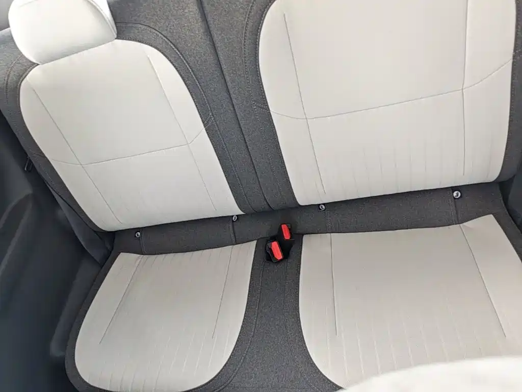 Geely Galaxy Panda 2026 — фото 17