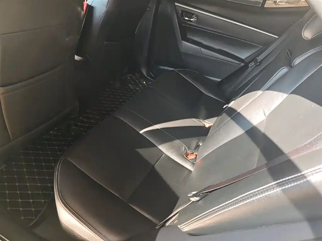 Toyota Levin 2019 — фото 17