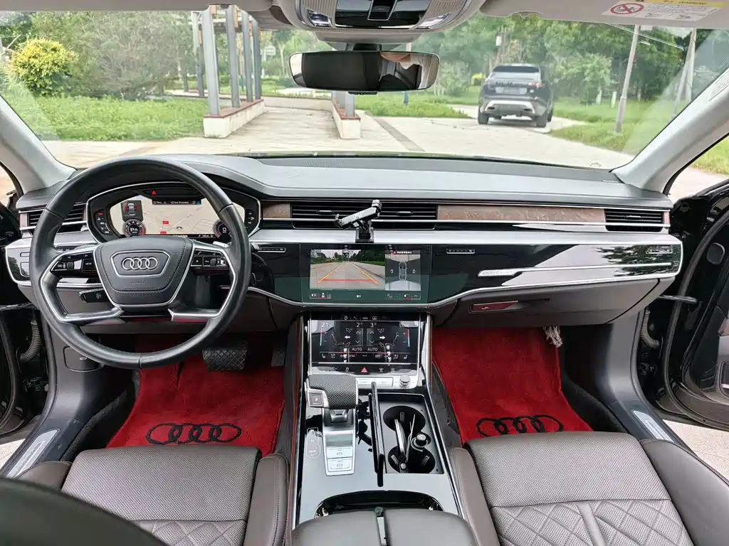 Audi A8 2021 — фото 11