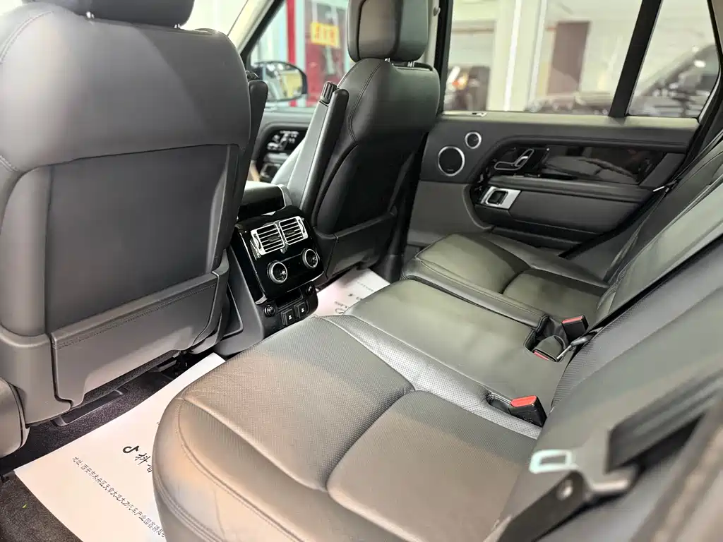Land Rover Range Rover 2019 — фото 14