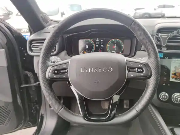 Lynk & Co 03 2021