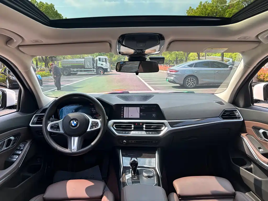 BMW 3 Series 2022 — фото 15