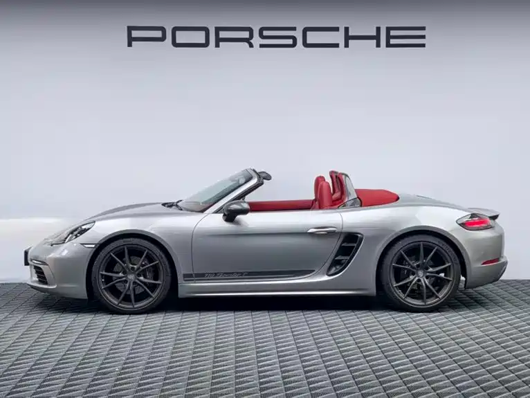 Porsche 718 2023