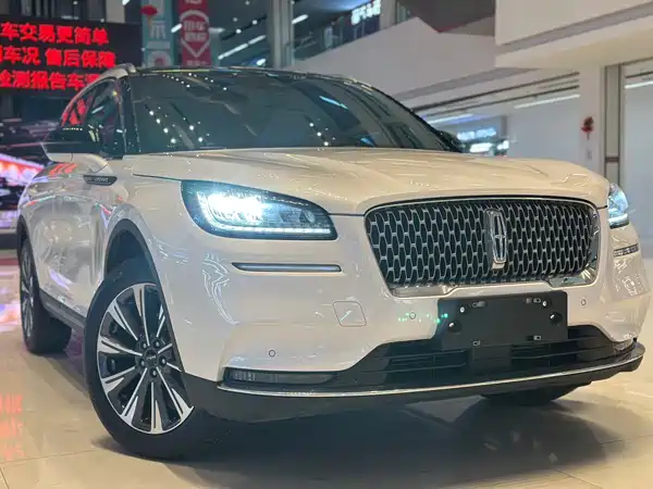 Lincoln Corsair 2022