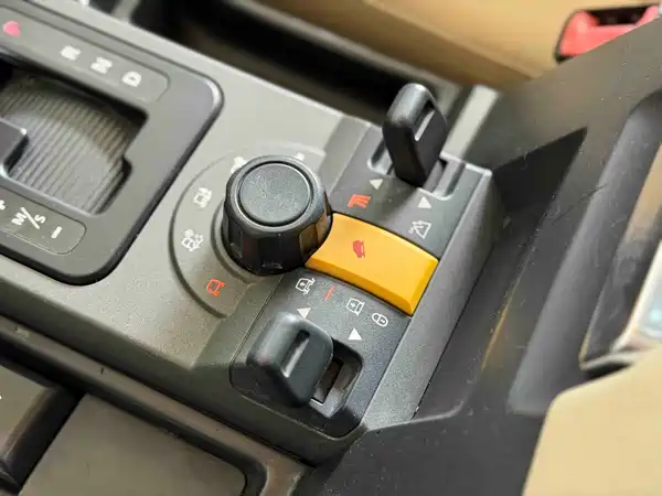 Land Rover Discovery 2010