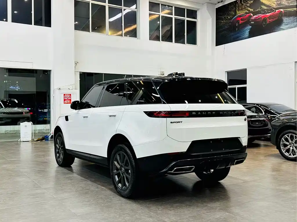 Land Rover Sport 2023 — фото 4