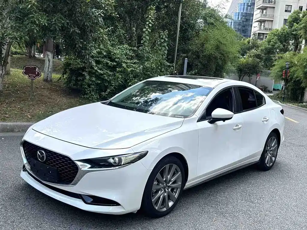Mazda 3 Axela 2021