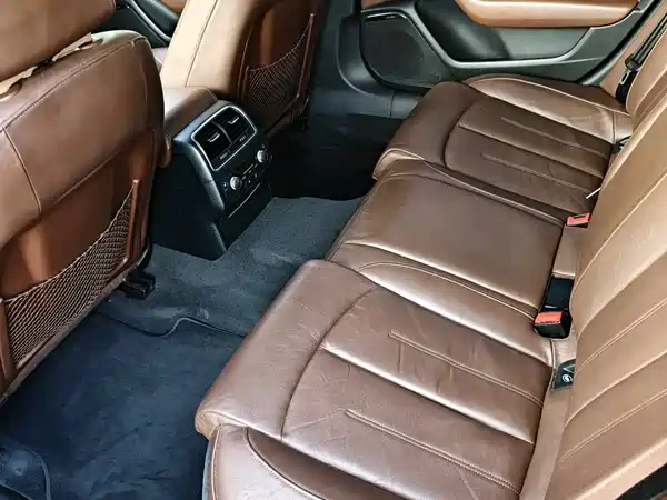 Audi A6L 2014