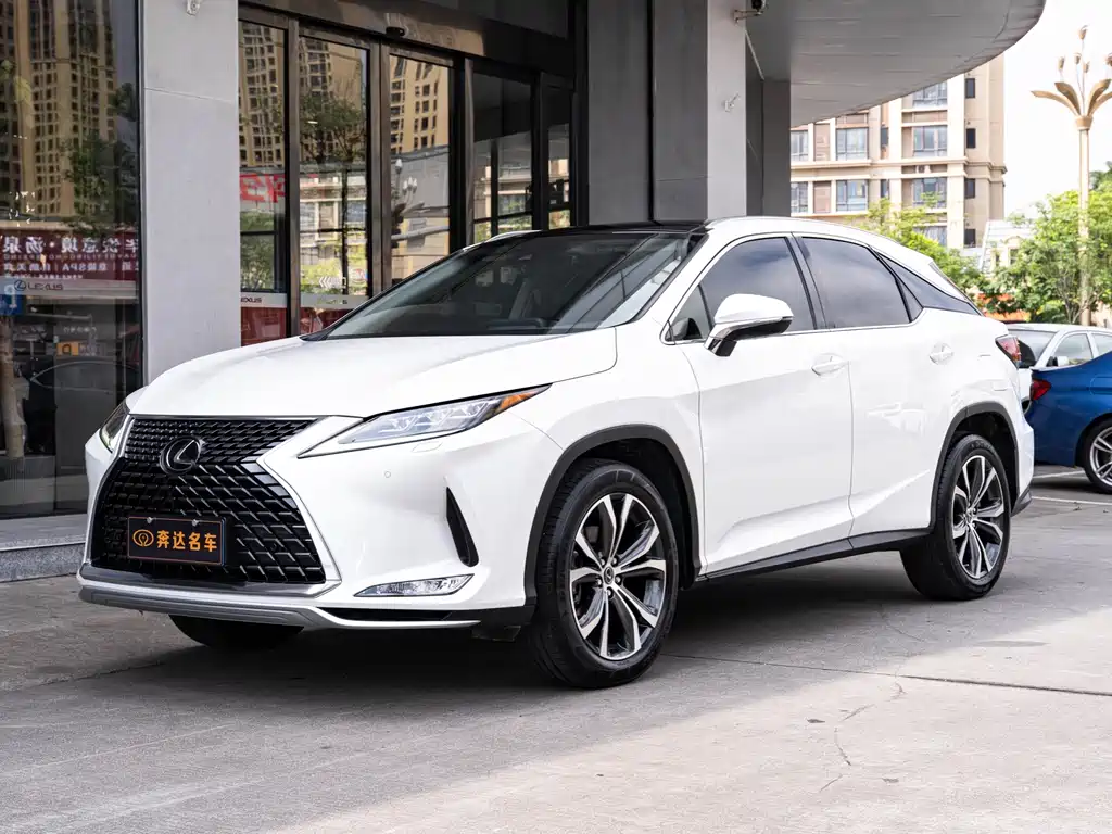 Lexus RX 2019 — фото 1