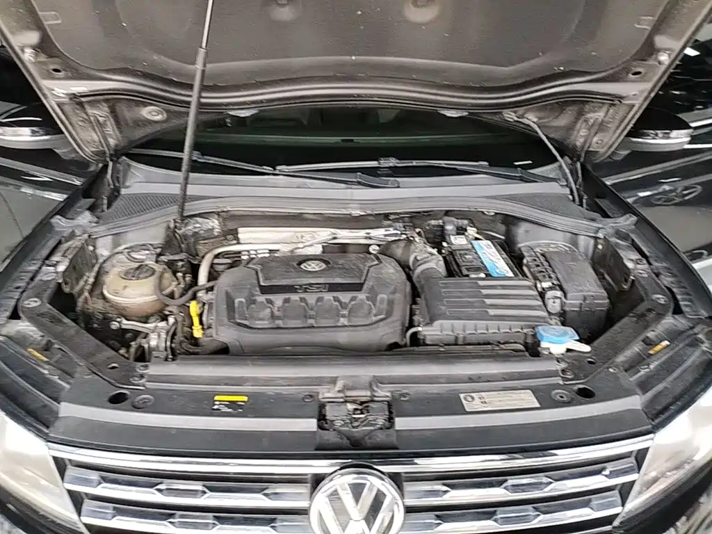 Volkswagen Tiguan L 2018 — фото 20