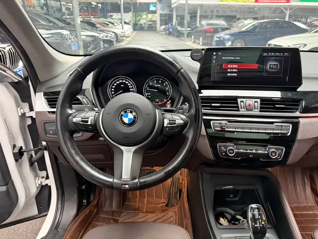 BMW X1 2022 — фото 13