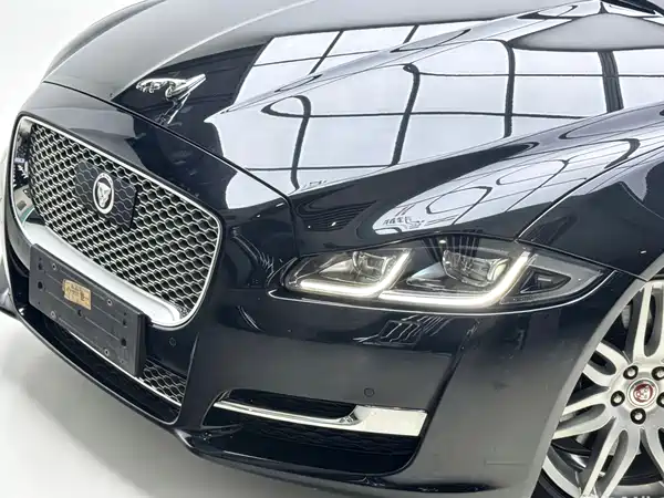Jaguar XJ 2019