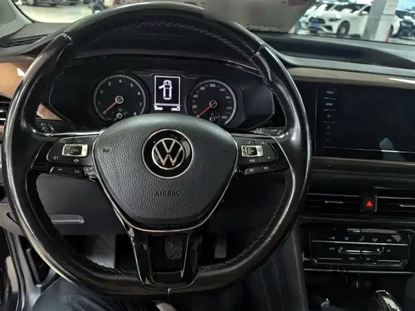Volkswagen Tharu 2021