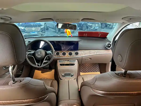 Mercedes-Benz E-Class 2023