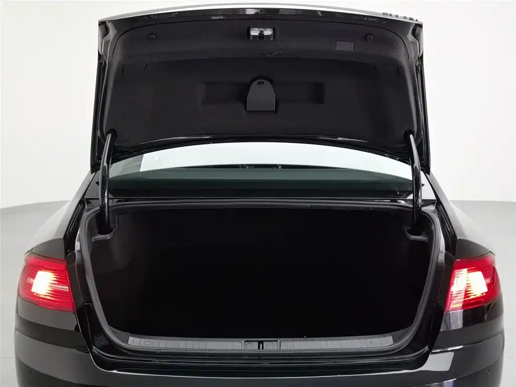 Volkswagen Magotan 2018 — фото 16