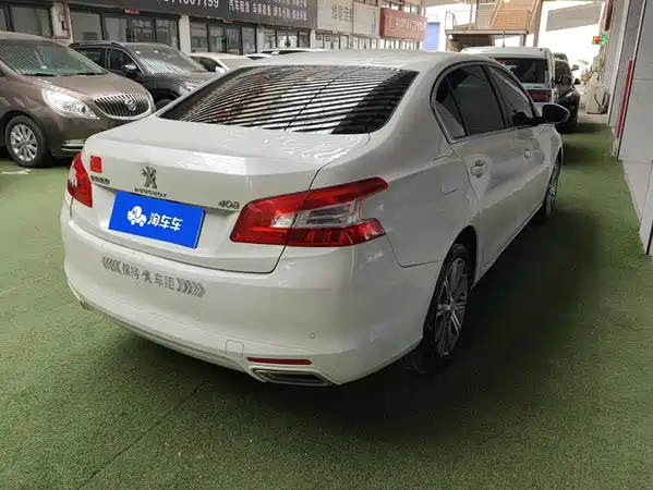 Peugeot 408 2016