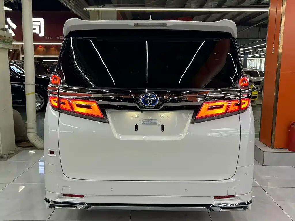 Toyota Wilfa 2022 — фото 8